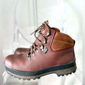 NWOT Berghaus Supalite Goretex Leather boot ASO Kate Middleton 🇬🇧